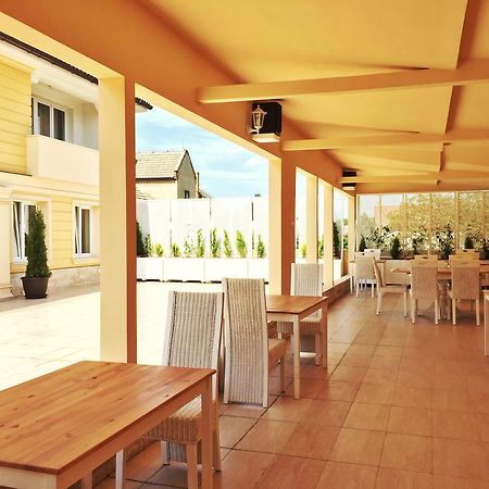 Boutique Hotel Diama Mratin Bagian luar foto