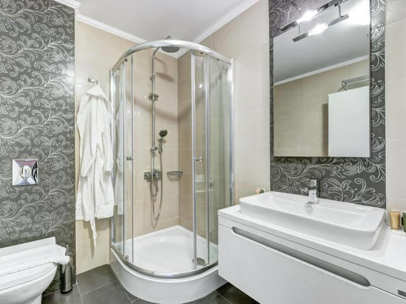 Boutique Hotel Diama Mratin Bagian luar foto